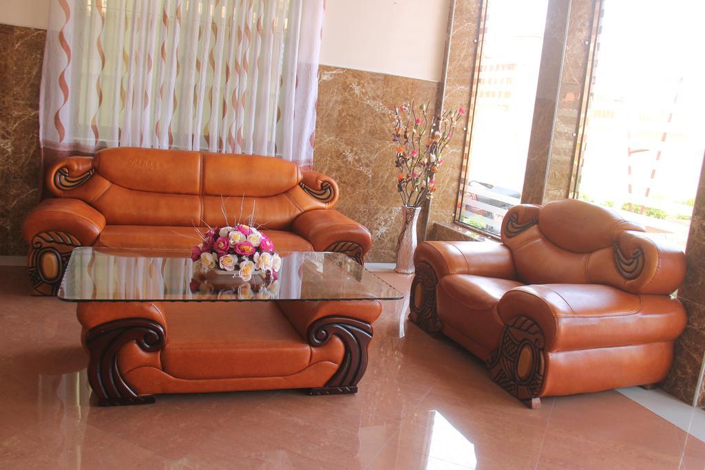 Silver Paradise Hotel Dar es Salaam Buitenkant foto