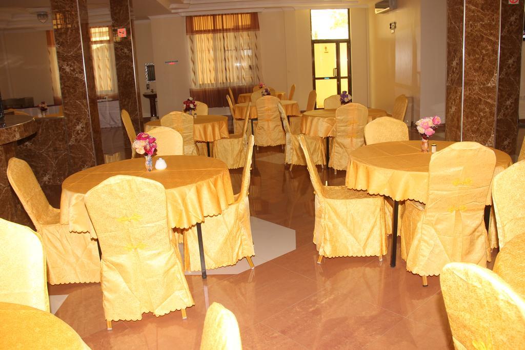 Silver Paradise Hotel Dar es Salaam Buitenkant foto