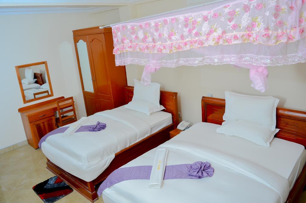 Silver Paradise Hotel Dar es Salaam Buitenkant foto